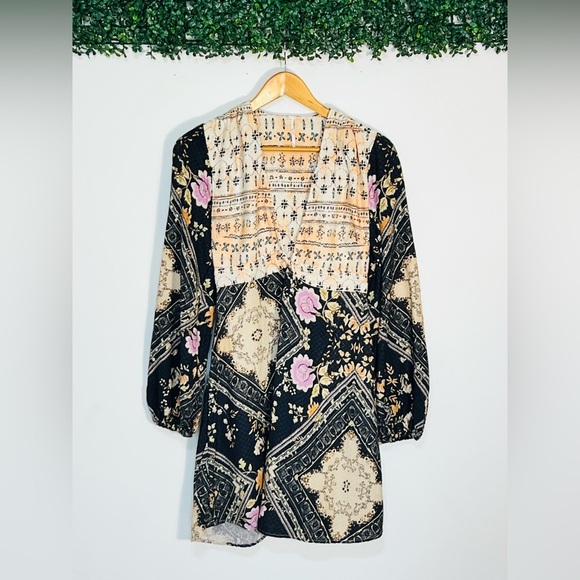 Free People Mini Boho Plunge Dress Size Xs Long Sleeve Descanso Floral - Picture 1 of 12